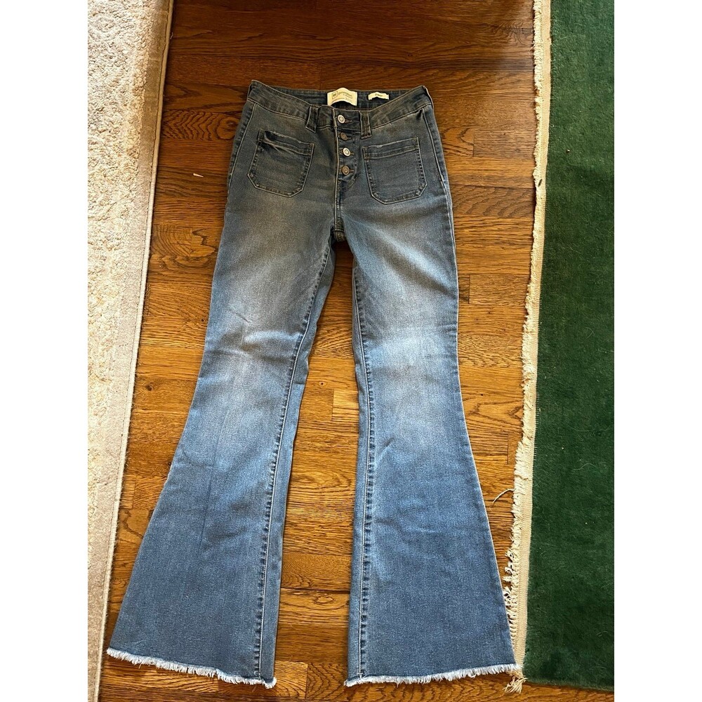 REgeneration High waisted Button Front Flare Jeans sz 7 /28 Women’s New! Stretch